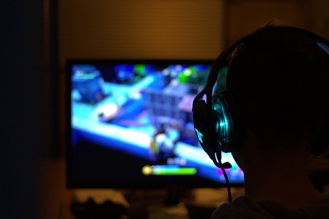 participer à des tournois de jeux vidéos